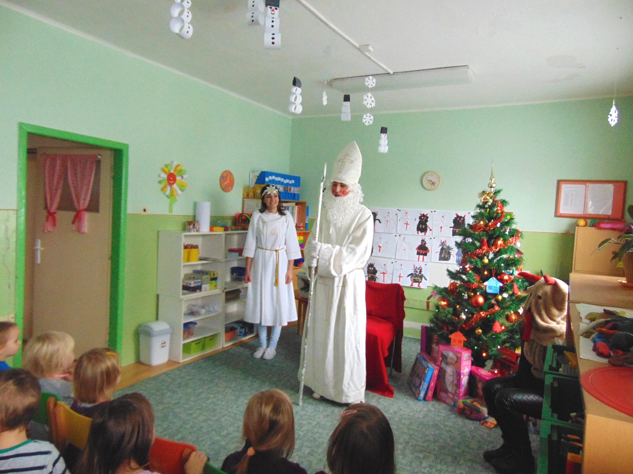 Fotogaléria Mikuláš na Strede (4) Mikuláš na Strede